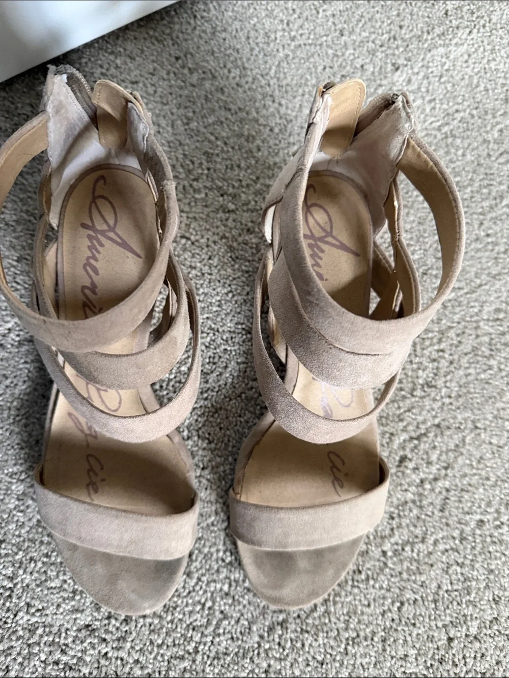 American Rag Casen Women's Taupe Wedge Sandal Size 8 Suede Zipper Strappy Shoes